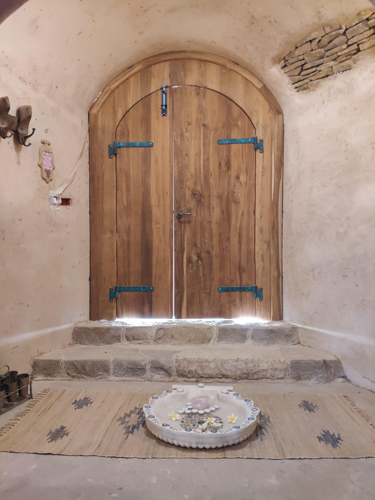 מדבר בלילה תחת כוכבים